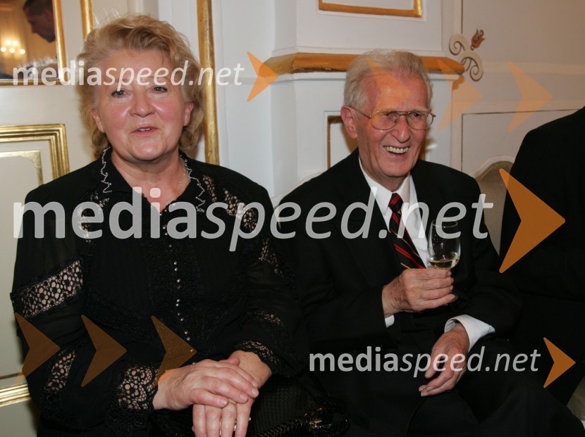 ... in ...Borštnikovo srečanje, otvoritev