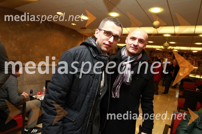 	Aleš Pavlin, producent in Branko Čakarmiš, programski direktor Pro PlusIzlet, slavnostna premiera filma