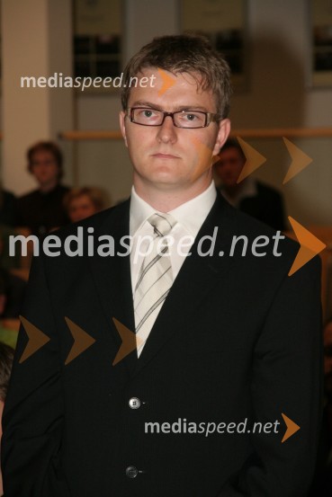 Dr. Damjan Krajnc, doktor znanosti s področja kemijske tehnologijePromocija doktorjev znanosti Univerze v Mariboru