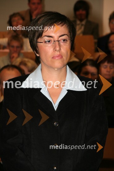 Dr. Špela Stangler Herodež, doktorica znanosti s področja kemije in kemijske tehnikePromocija doktorjev znanosti Univerze v Mariboru