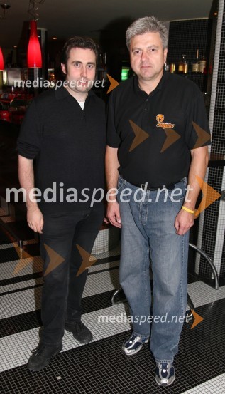 Martin Kogler, vodja ženske elitne hokejske lige EWHL in Andrej Verlič, trener hokejistk Term MariborPredstavitev mariborskih hokejstih reprezentanc