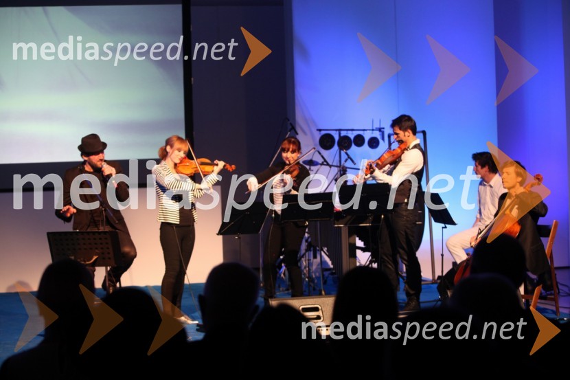 Hamo, pevec in Escape string quartetEPK Maribor 2012: Otvoritev EPK v Slovenj Gradcu
