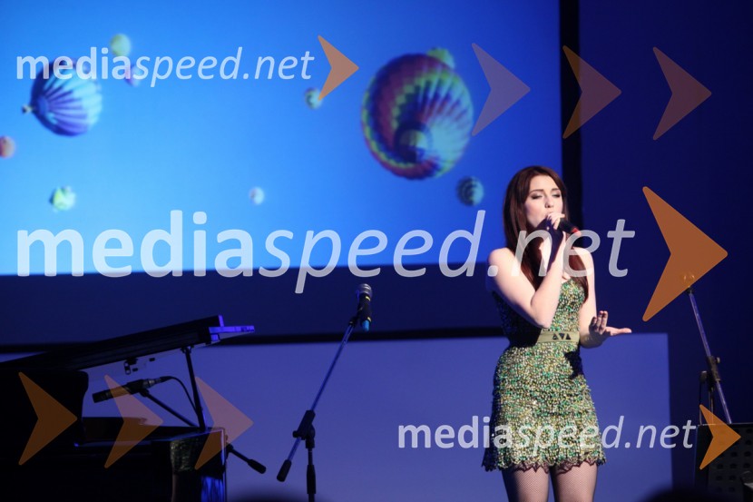 Maja Keuc, pevkaEPK Maribor 2012: Otvoritev EPK v Slovenj Gradcu