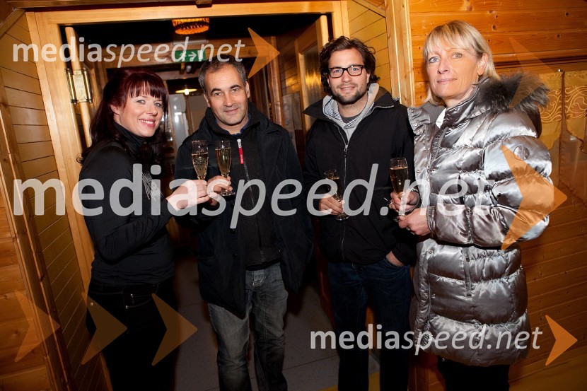 	Mihaela Krsnik Kopše, Hiša vina Doppler, Mitja, Tim in Joži Lo Duca
10. Linina trgatev, vinogradništvo Doppler