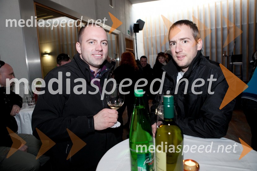 	Nino Klinger, SNS in Miha Tramšek, Vinag10. Linina trgatev, vinogradništvo Doppler