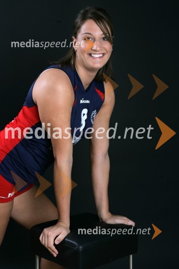 Rachel Refenes, odbojkaricaOdbojkarice Nova KBM Branik