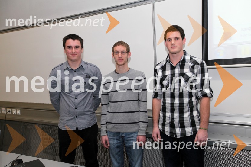 Mitja Rešek, Evgen Bibianko in Primož KraljUniverza v Mariboru, predstavitve študentskih projektov