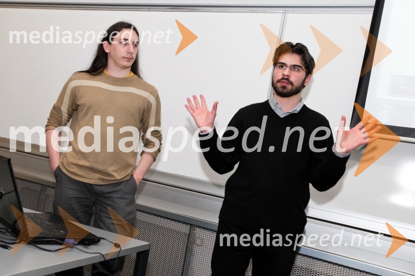 Andrej Slapnik in Luka WoititzUniverza v Mariboru, predstavitve študentskih projektov