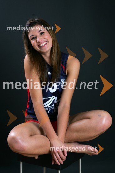 Iva Vodopivec, odbojkaricaOdbojkarice Nova KBM Branik