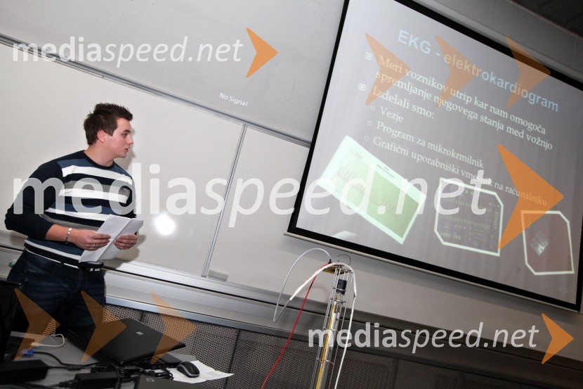 Simon FurmanUniverza v Mariboru, predstavitve študentskih projektov