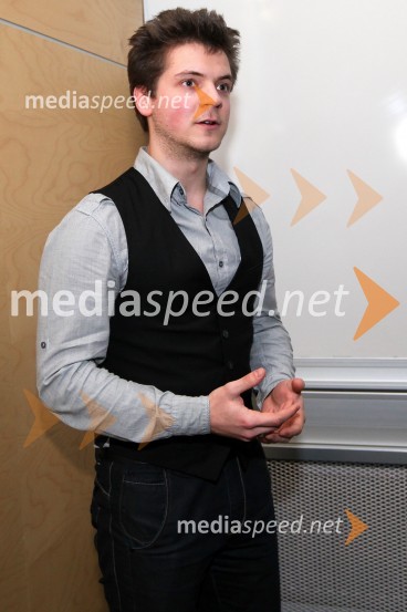 Robert TajnšekUniverza v Mariboru, predstavitve študentskih projektov