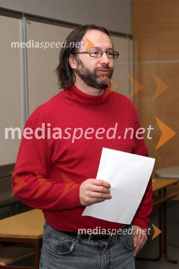 Matej ČrepinšekUniverza v Mariboru, predstavitve študentskih projektov