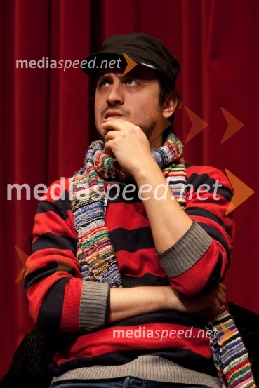 Branislav Trifunović, igralecOče na službenem potovanju, premiera