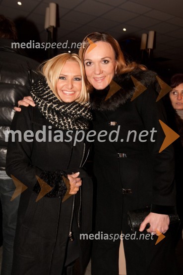 Nuša Derenda, pevka in Petra Majdič, nekdanja tekačica na smučehSlovenec leta 2011 je ... Jože Colarič