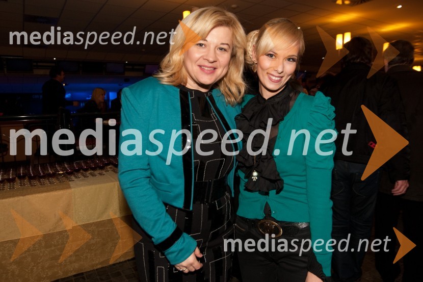 Renata Brunskole in Pia Pustovrh, voditeljicaSlovenec leta 2011 je ... Jože Colarič