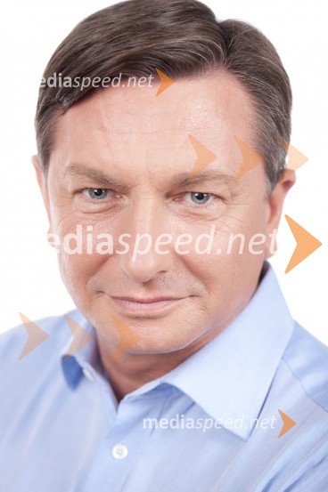 Borut Pahor, predsednik stranke Socialni demokratiSocialni demokrati, novoizvoljeni poslanci