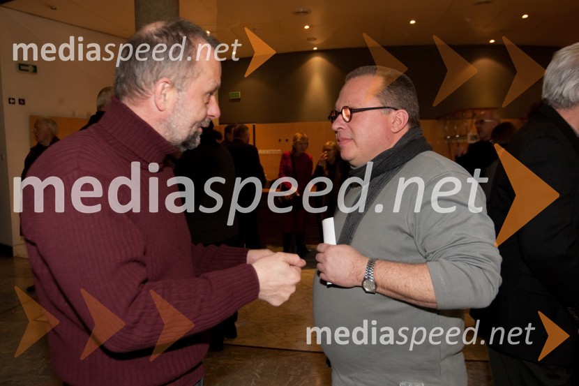 Matej Bogataj, kritik in Jaša Jamnik, igralec, režiserStari ko zemlja, kakšnih petinštirideset, premiera v SNG Nova Gorica