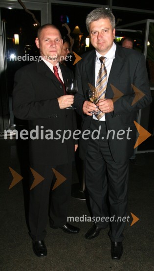 Boris Čeh, direktor ženske hokejske reprezentance in Andrej Verlič, trener hokejistk Term MariborSrečanje županskih kandidatov, Samsara