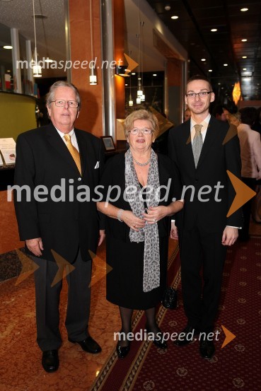 ..., ... in Miha Veberič, vodja hotela Radin v Zdravilišču Radenci17. noč penine