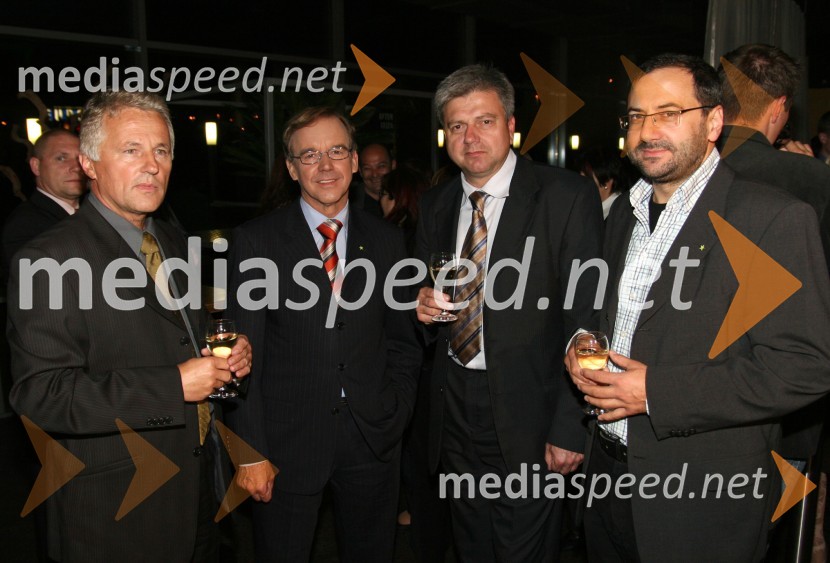 ..., Milan Petek, poslanec LDS, Andrej Verlič, trener hokejistk Term Maribor in ...Srečanje županskih kandidatov, Samsara