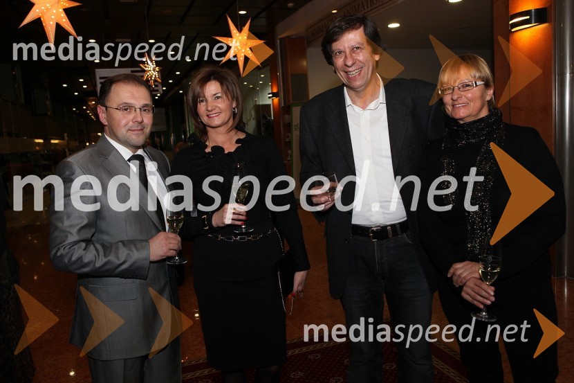 Mag. Mladen Kučiš, direktor Zdravilišča Radenci, njegova soproga, Janez Martinčič, urednik avtomobilizma na Valu 202 in njegova soproga17. noč penine