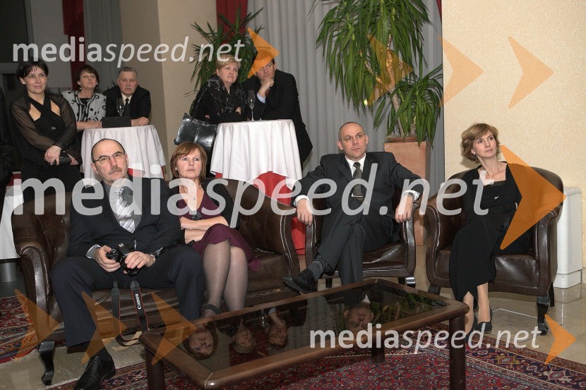 Udeleženci predavanja o zvezdah17. noč penine