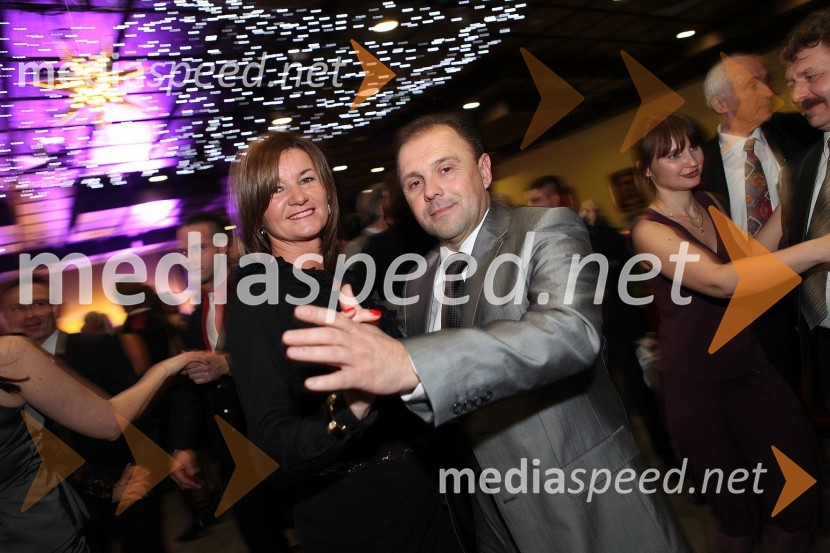 Mag. Mladen Kučiš, direktor Zdravilišča Radenci s soprogo17. noč penine