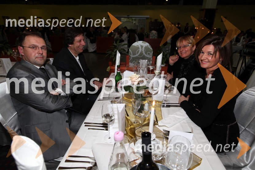 Mag. Mladen Kučiš, direktor Zdravilišča Radenci in soproga17. noč penine