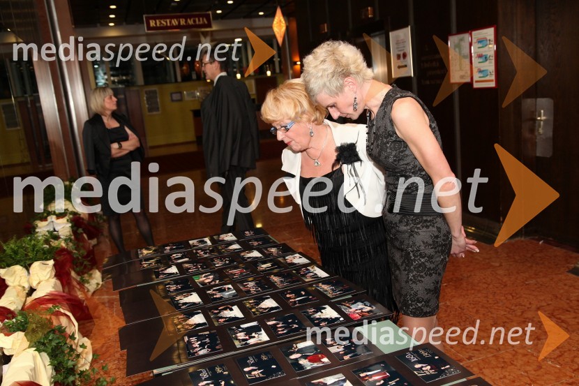 Majda Šmid, Restavracija M in ...17. noč penine