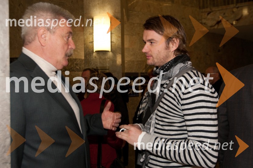 Branko Ličen, igralec in Kristijan Guček, igralecStari ko zemlja, kakšnih petinštirideset, premiera v SNG Nova Gorica