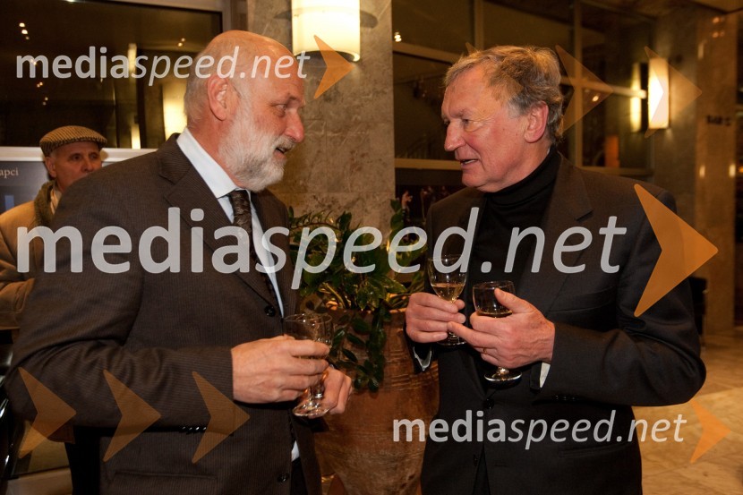 Boris Školaris, arhitekt in Tomaž Vuga, arhitektStari ko zemlja, kakšnih petinštirideset, premiera v SNG Nova Gorica