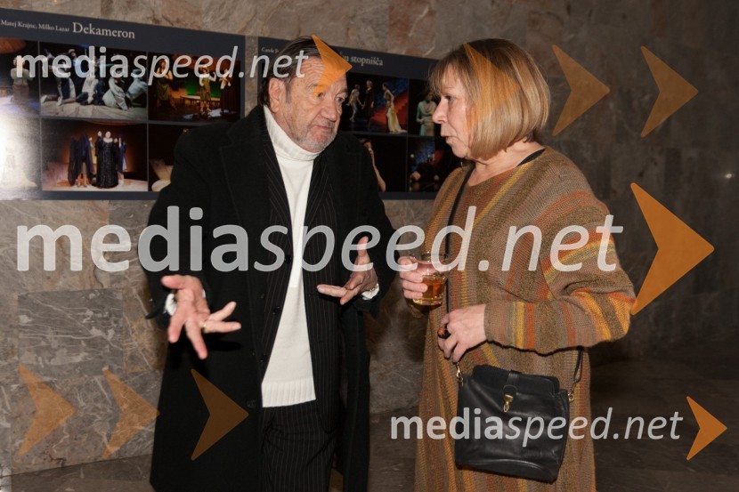 Sergej Ferrari, igralec in Mira Lampe Vujičić, igralkaStari ko zemlja, kakšnih petinštirideset, premiera v SNG Nova Gorica