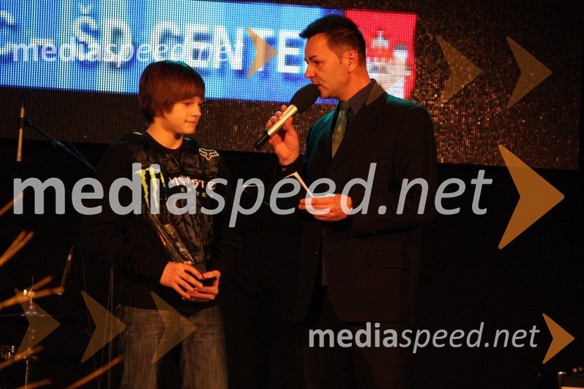Miha Šmigoc, gimnastičar ŠD Center in Zoran Turk, voditelj prireditveŠportnik Maribora 2011