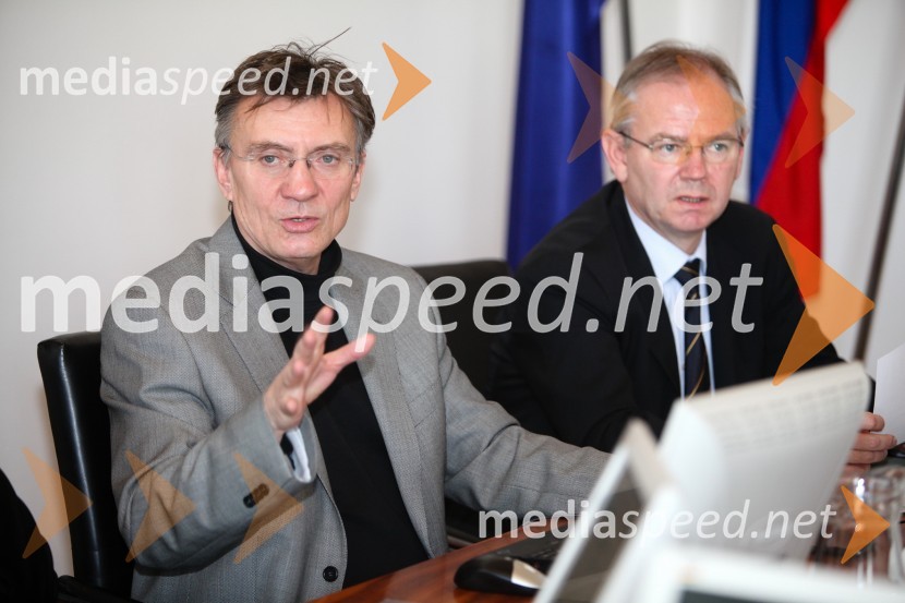 Prof. dr. Danijel Rebolj, rektor Univerze v Mariboru in prof. dr. Danilo Zavrtanik, rektor Univerze v Novi Gorici	 
Univerza v Mariboru, Slovenska rektorska konferenca ter odkritje kipa dr. Antona Trstenjaka