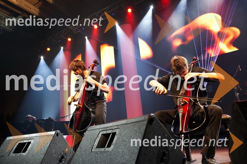 2CellosEPK Maribor 2012: koncert 2CELLOS
