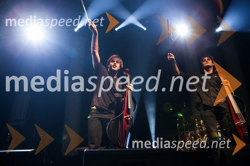 2CellosEPK Maribor 2012: koncert 2CELLOS