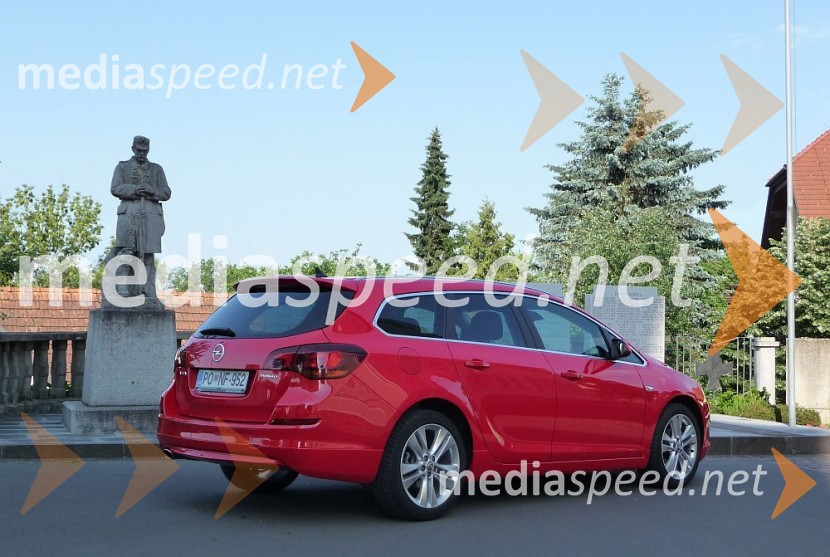 Opel Astra Sports Tourer 1.4 16V turbo sportOpel Astra Sports Tourer 1.4 16V turbo sport, mediaspeed test