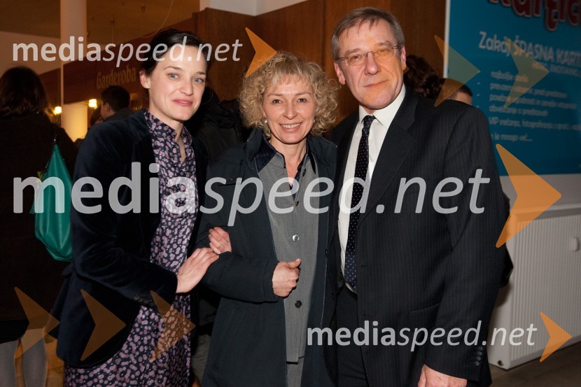 Vesna Vončina, igralka, Teja Valič in soprog Aleš Valič, igralecBalkanska špijonka, premiera predstave Špasteatra