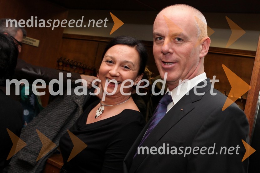 Zdenko Podlesnik, direktor CBH d.o.o. in soproga Andreja21. festival Dnevi komedije, otvoritev v SLG Celje