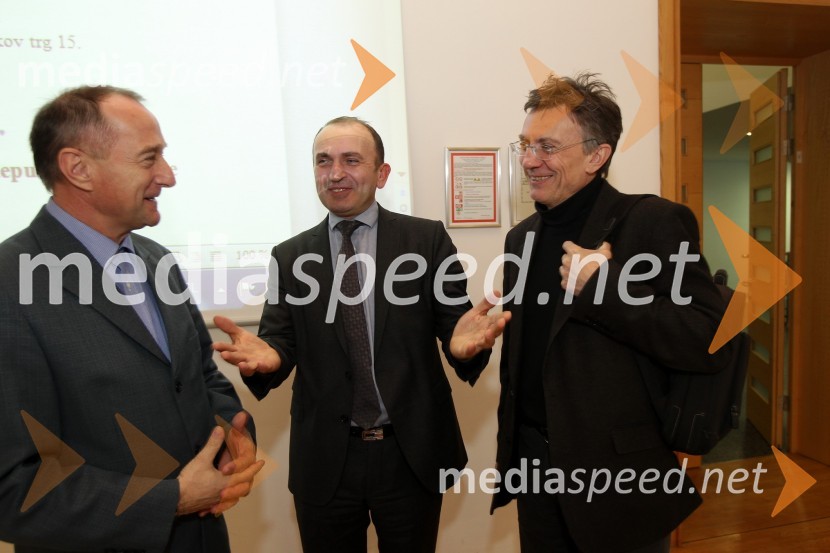 Prof. dr. Franci Čuš, predsednik Upravnega odbora Društva univerzitetnih profesorjev Maribor, dr. Franci Demšar, direktor Javne agencije za raziskovalno dejavnost RS in prof. dr. Danijel Rebolj, rektor Univerze v MariboruUniverza v Mariboru: Okrogla miza Društva univerzitetnih profesorjev Maribor o raziskovalni dejavnosti v RS, programskih skupinah, projektih in mladih raziskovalcih