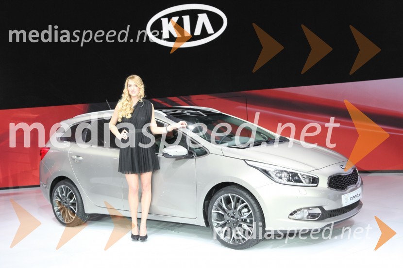 Avtomobilski salon Ženeva 2012, hostese