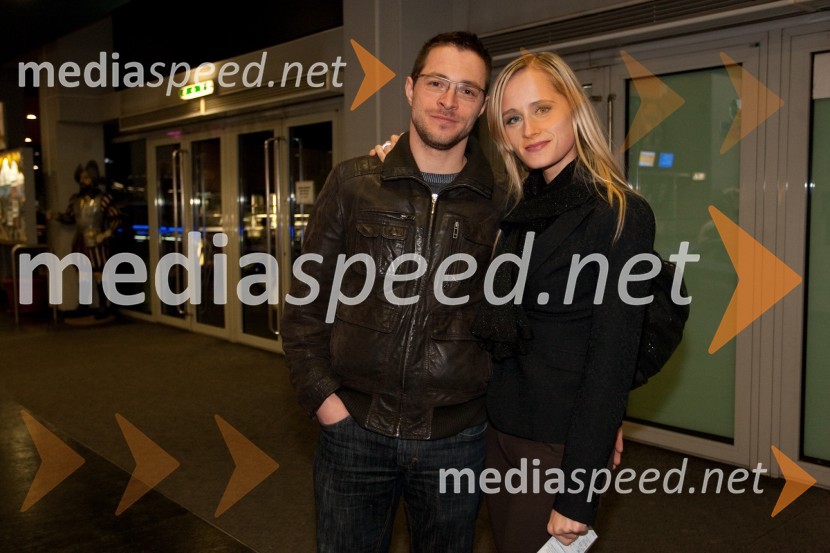 Gregor Rojko in Daniela Bervar, vodja Cotrugli Business School SlovenijaŽenska v črnem, premiera filma