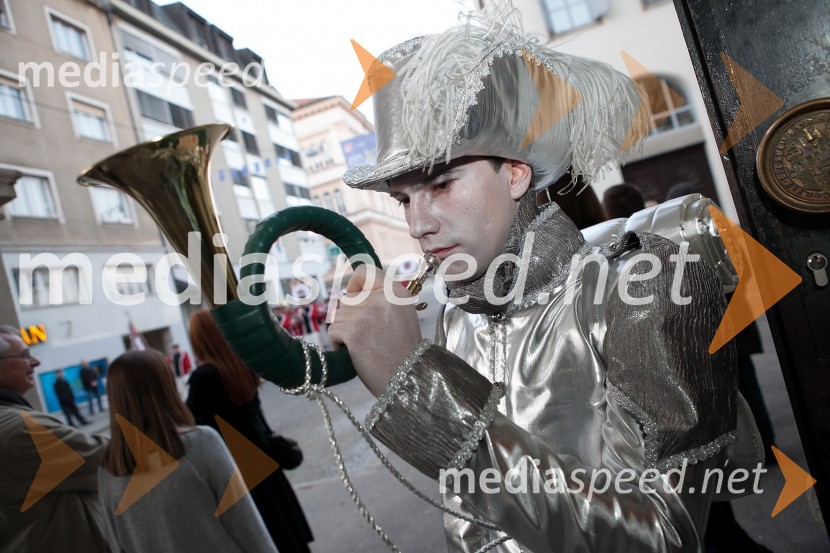 Pokrajinski muzej Maribor, razstava Svet na dlani