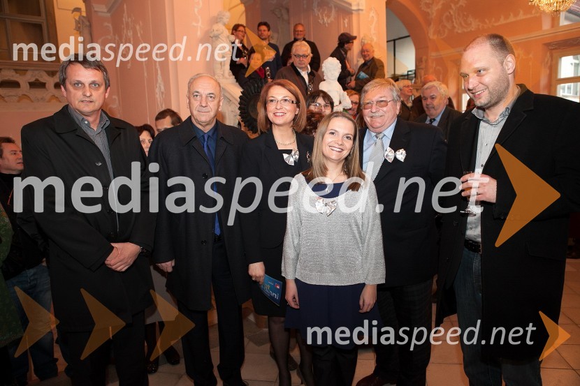Tomaž Kancler, podžupan MOM, Janez Ujčič, državni sekretar, Mirjana Koren, direktorica Pokrajinskega muzeja Maribor, dr. Valentina Bevc Varl, Pokrajinski muzej Maribor, Franz Rieder, direktor muzeja Zinnfiguren Welt Katzelsdorf in soavtor razstave, Mitja Čander, programski direktor EPK 2012Pokrajinski muzej Maribor, razstava Svet na dlani