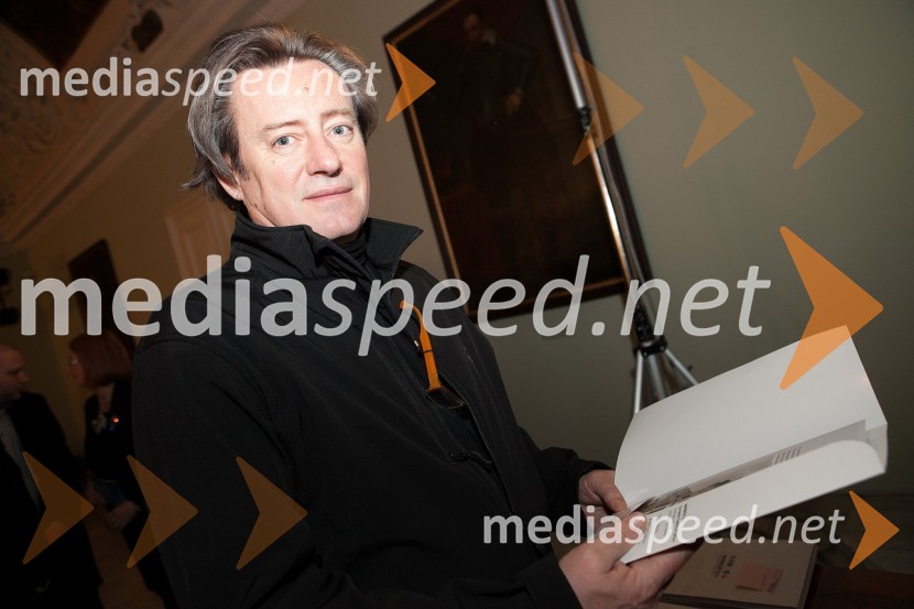 Vladimir Rukavina Gogo, direktor Narodnega doma MariborPokrajinski muzej Maribor, razstava Svet na dlani