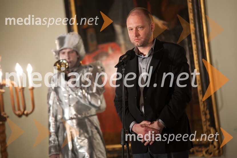 Mitja Čander, programski direktor EPK 2012Pokrajinski muzej Maribor, razstava Svet na dlani