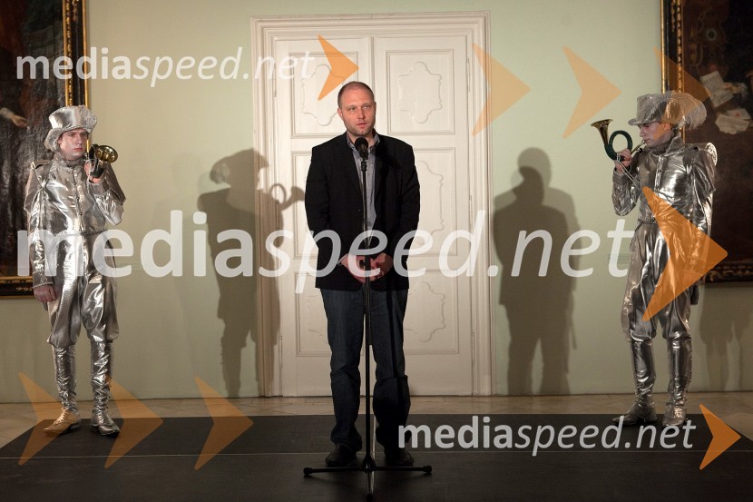 Mitja Čander, programski direktor EPK 2012Pokrajinski muzej Maribor, razstava Svet na dlani