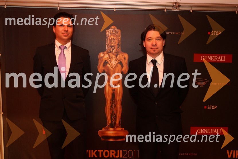 Igor Klun, namestnik direktorja Skupina Krater – Krater Media in Martin Senica, glavni urednik revije StopViktorji 2011, rdeča preproga in VIP dogajanje