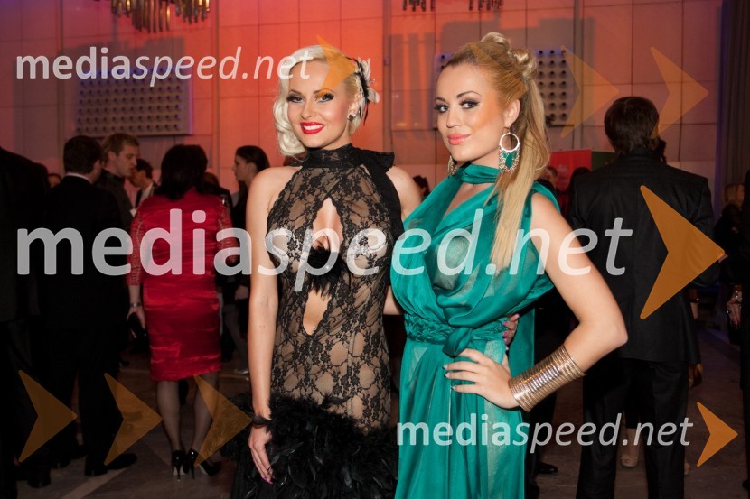 Doroteja Premužič, Diamantke in Katarina Benček, DiamantkeViktorji 2011, rdeča preproga in VIP dogajanje