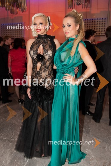 Doroteja Premužič, Diamantke in Katarina Benček, DiamantkeViktorji 2011, rdeča preproga in VIP dogajanje